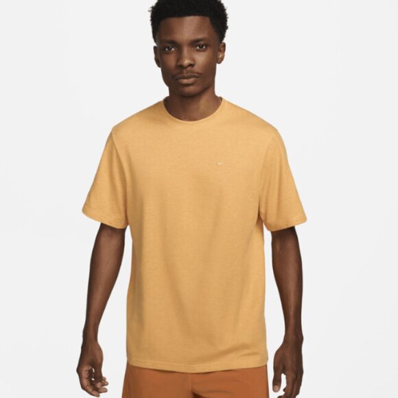 Nike Men’s Primary Dri-FIT Short sleeved versatile shirt size Medium - Picture 7 of 9